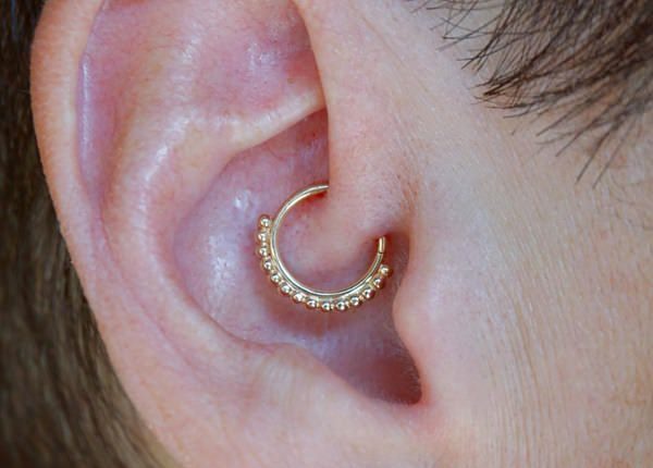 Daith Piercing: Everything You Should Know! (Including Images)