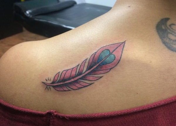 125 Feather Tattoo Ideas You Need to Try Now!