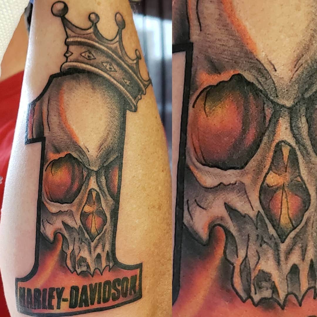 Awesome😍👌 #harleydavidson #tattoo by artist: @vinimoschen #tattooart  #tattooing #tattooideas #inked - YouTube