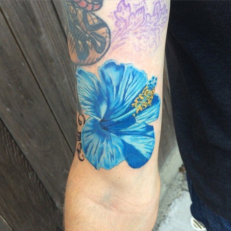 125+ Hibiscus Tattoos That Will Mesmerize People around You - Wild Tattoo  Art