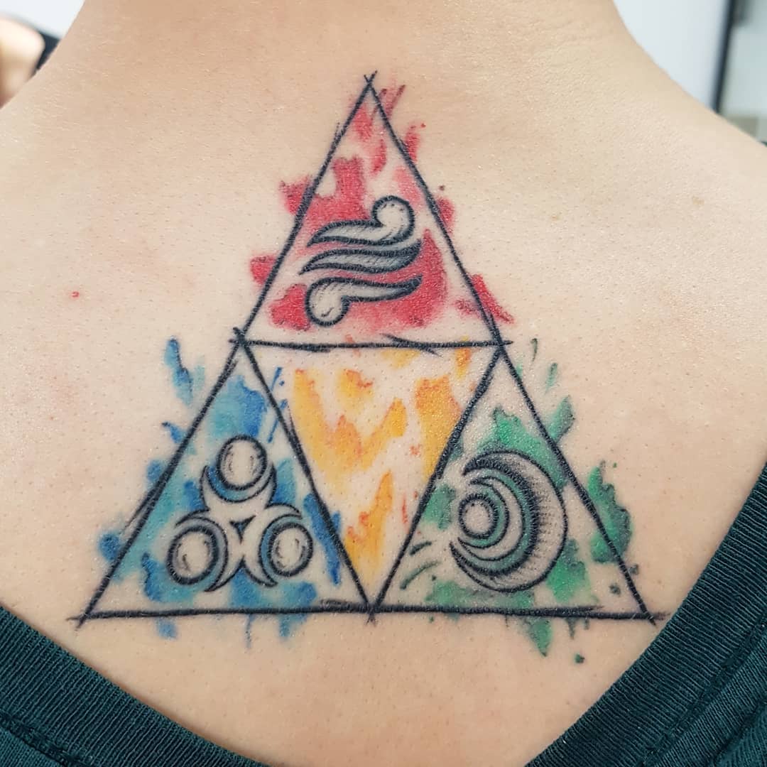 5 Things You Need to Know about Triforce Tattoos (with 75+ Designs) - Wild  Tattoo Art