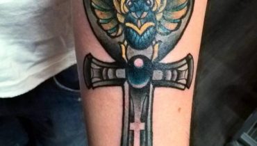 75 Ankh Tattoos that Will Help Portray the Egyptian Vibe
